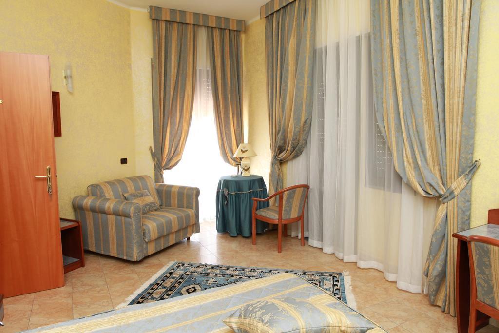 Hotel San Giuseppe - Cityhotel Катандзаро Экстерьер фото