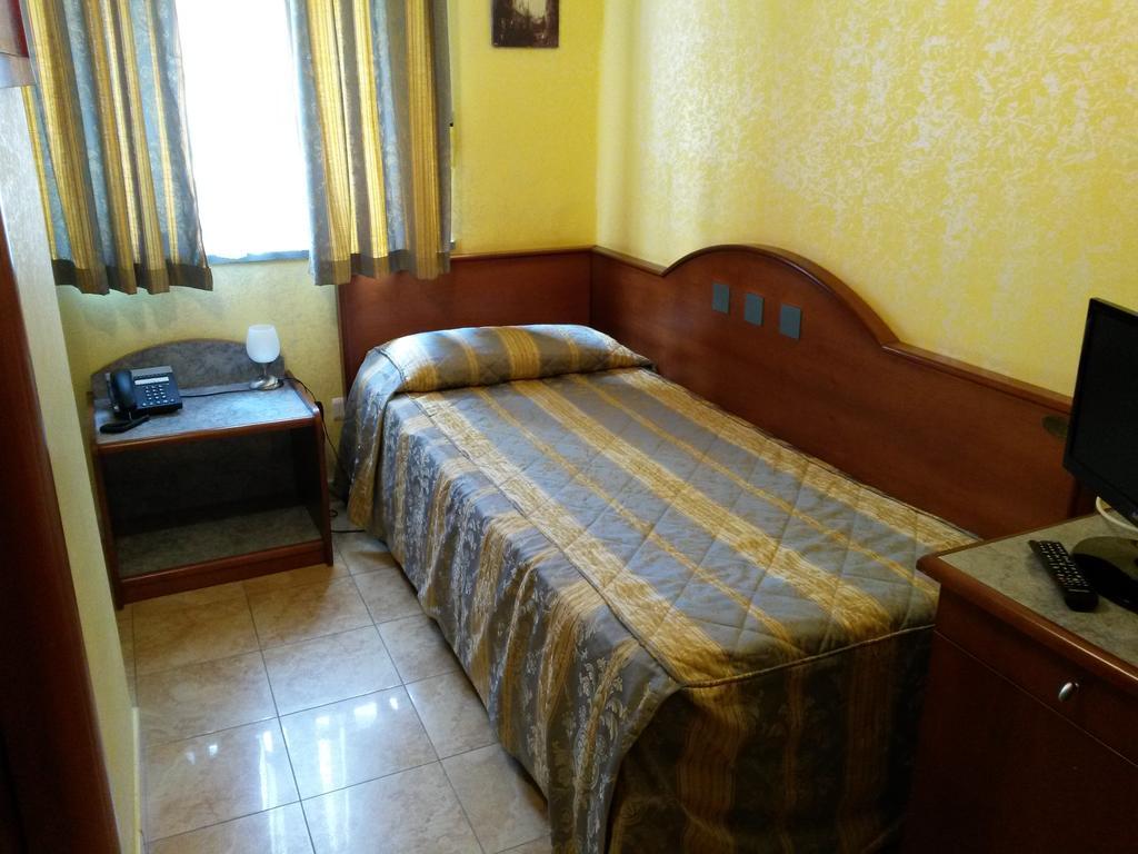 Hotel San Giuseppe - Cityhotel Катандзаро Экстерьер фото